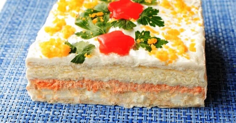 Закусочний торт з крекерів