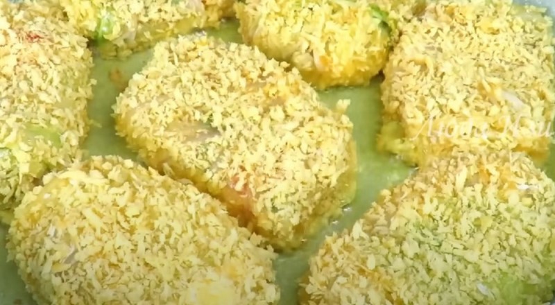 Не «Голубці», але в рази смачніше! З пекінської капусти готую таку смакоту, що пальчики оближеш