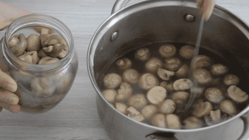 Мариновані печериці швидкого приготування